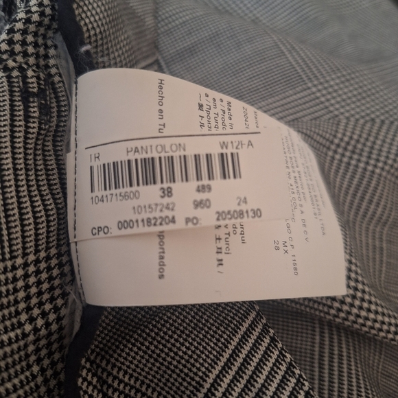 Hugo Boss Tilina plaid flat front lightweight wool blend straight leg pants - Picture 8 of 8